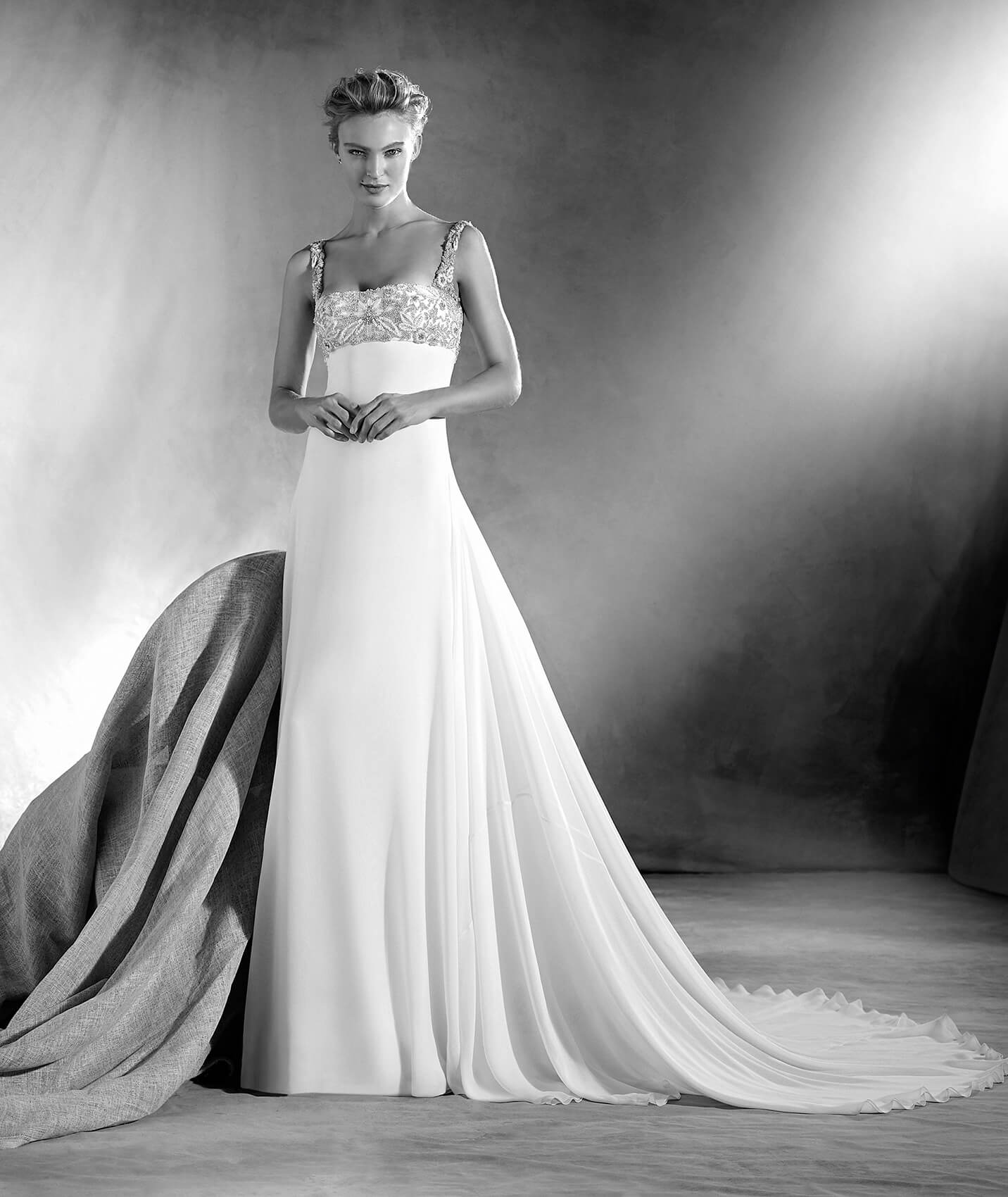 Modelo Eda de Pronovias.