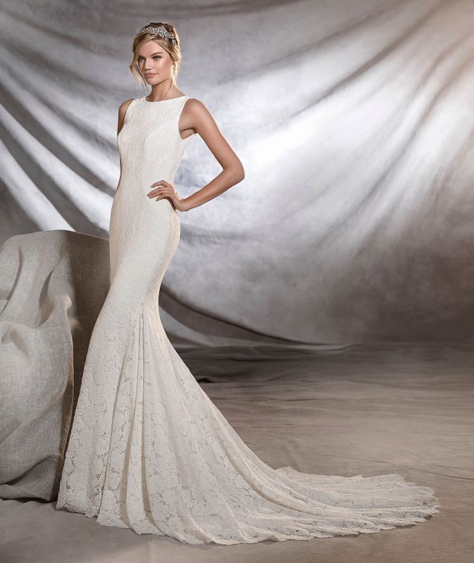 <a href="https://www.zankyou.pt/f/pronovias-viseu-14694" target="_blank"> Pronovias Viseu </a>