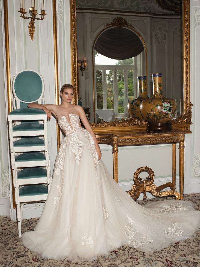 QUERIDA | Coleção Alegria. Credits: Galia Lahav 