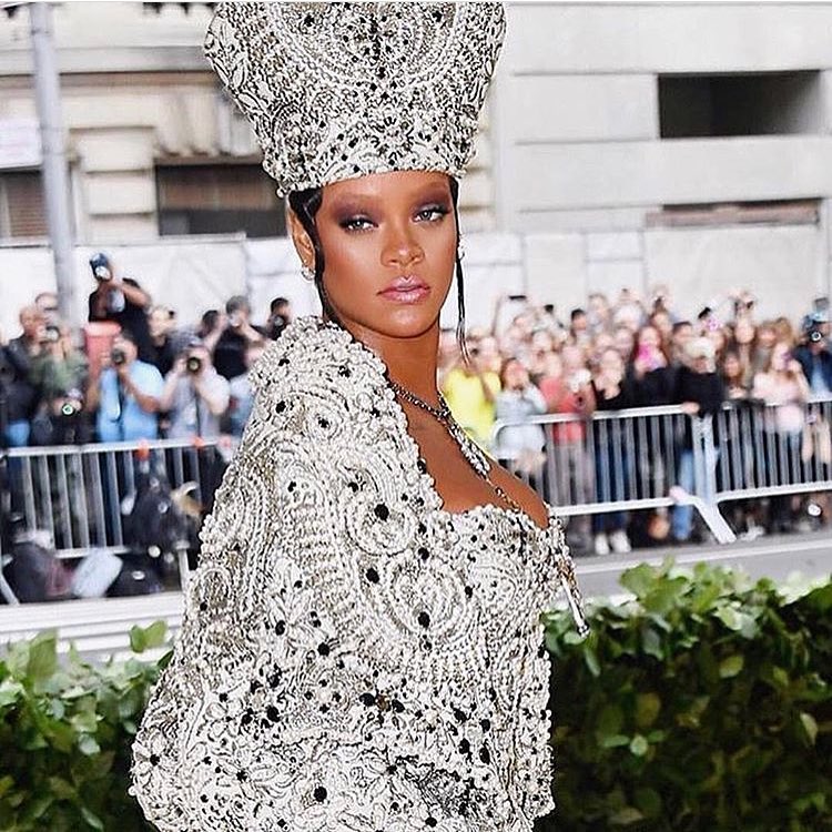 Rihanna em Maison Margiela | Foto: IG Rihanna