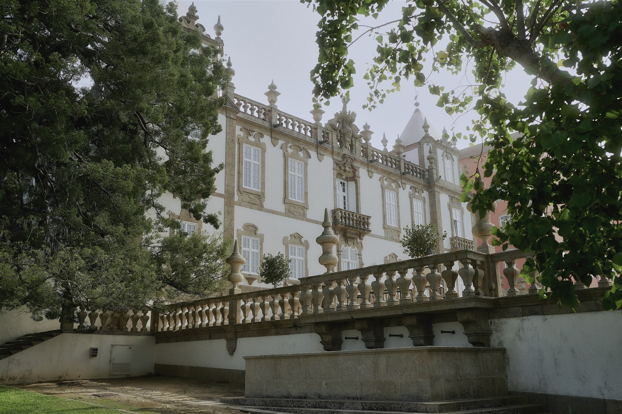 Amor e elegância no Palácio do Freixo: uma ode ao Destination Wedding no Douro